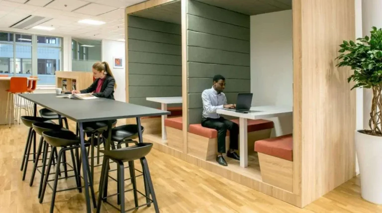 10 Notable Startups that Emerged from Coworking Spaces – Instagram, Uber & more